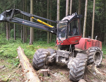 prodám harvestor VALMET 911.3